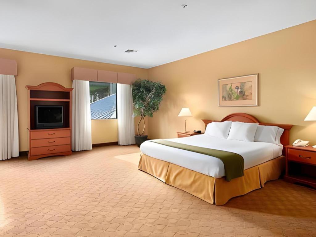 Days Inn By Wyndham Selma Exteriör bild