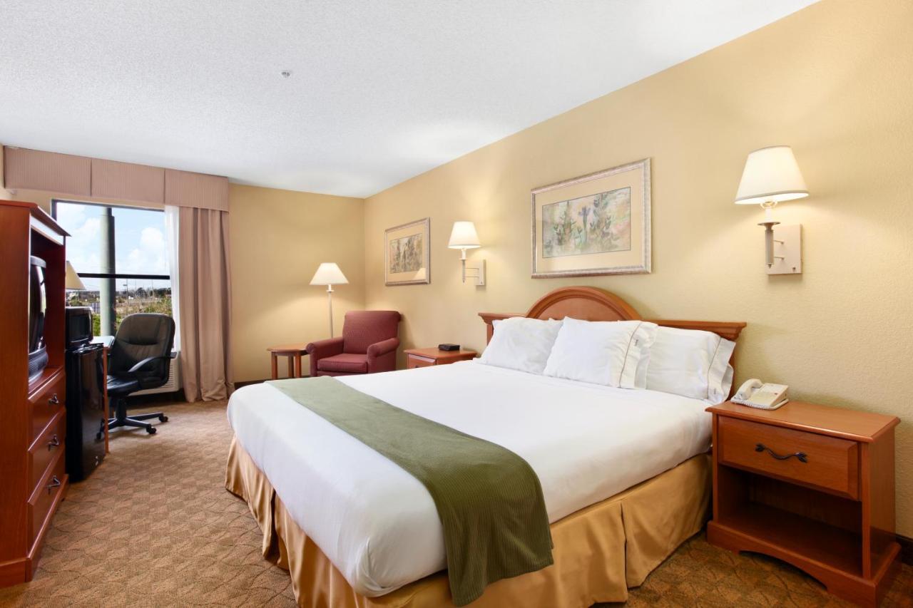 Days Inn By Wyndham Selma Rum bild