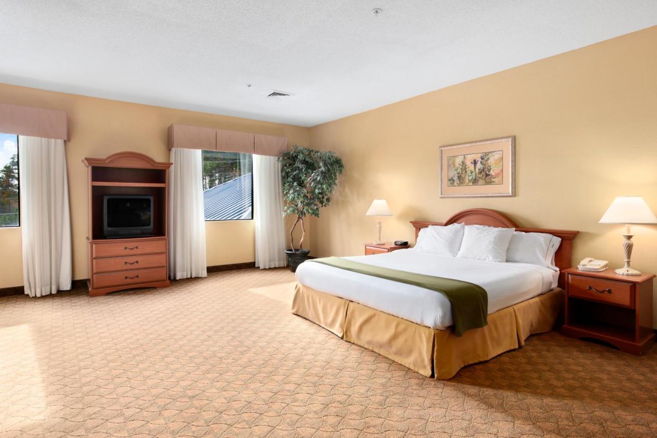 Days Inn By Wyndham Selma Rum bild